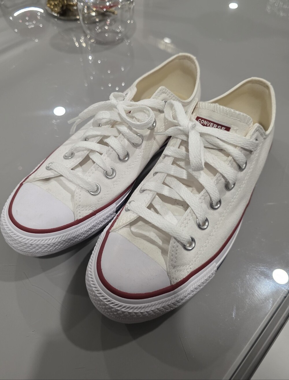 Brand New Converse Women Shoes Size 8.5